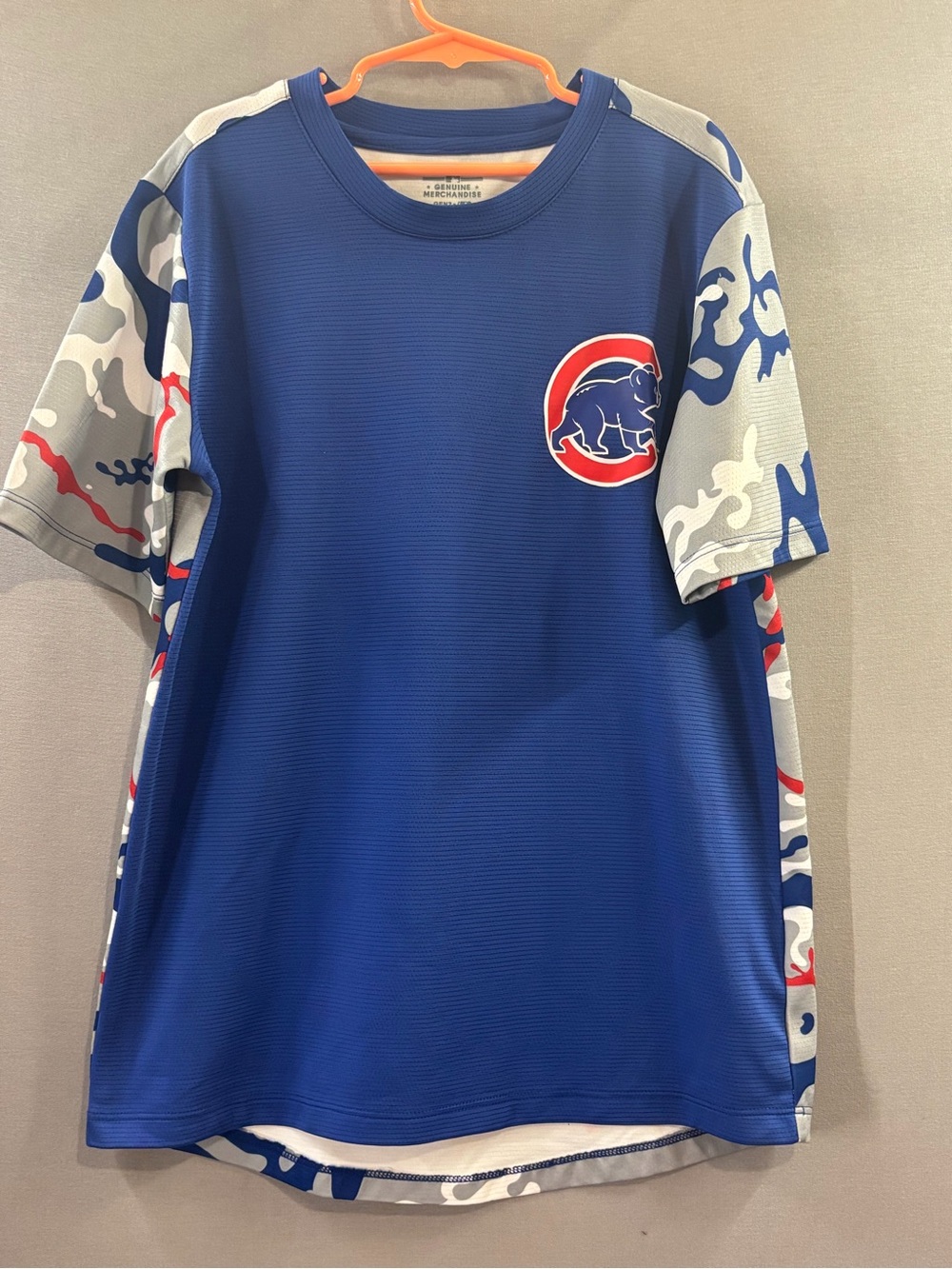 Chicago Cubs Youth Blue Short-Sleeve Performance T-Shirt 10/12 Wrigley